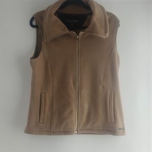 Calvin Klein Performance Fleece Vest. Carmel/Large